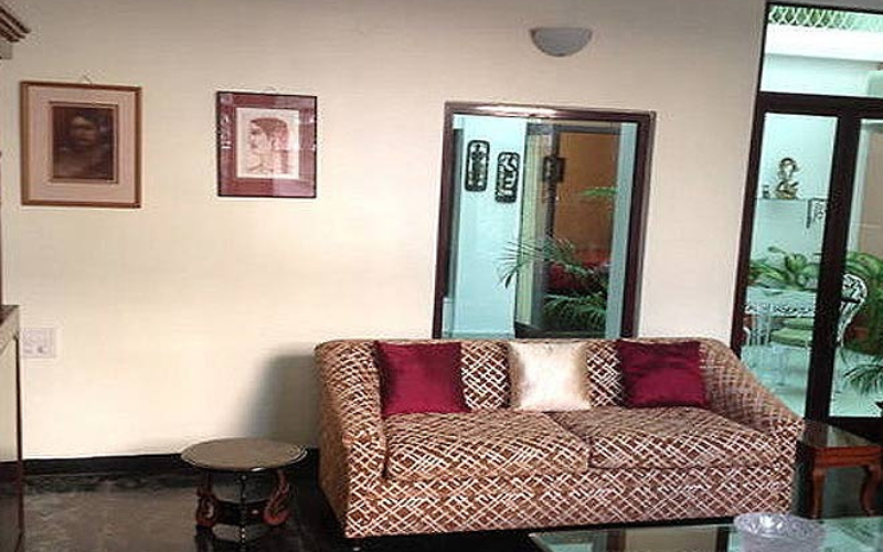 Seating-space-in-Ratan-Tatas-house