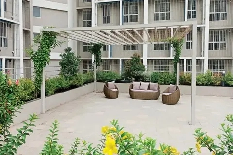 Pergola Seating Area | Amenities  Pergola Seating Area | Amenities