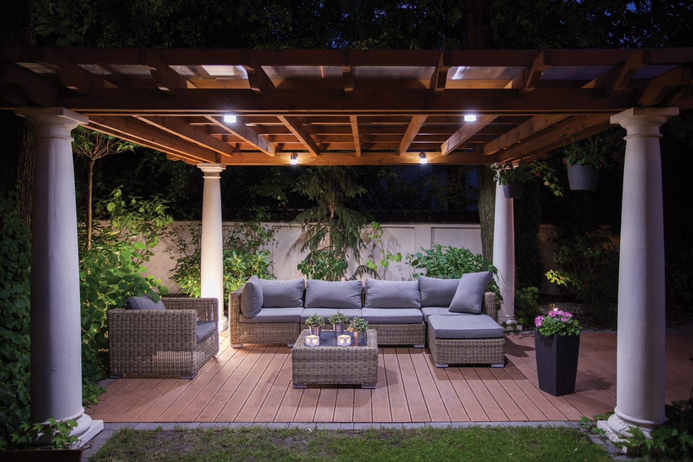 Pergola & sit out | Amenities  Pergola & sit out | Amenities